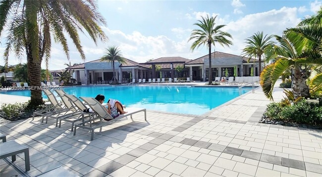 Building Photo - 4583 NW 83rd Pl