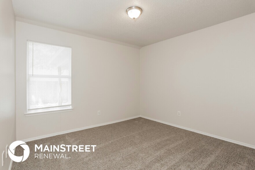 Building Photo - 213 Prairie Gulch Dr