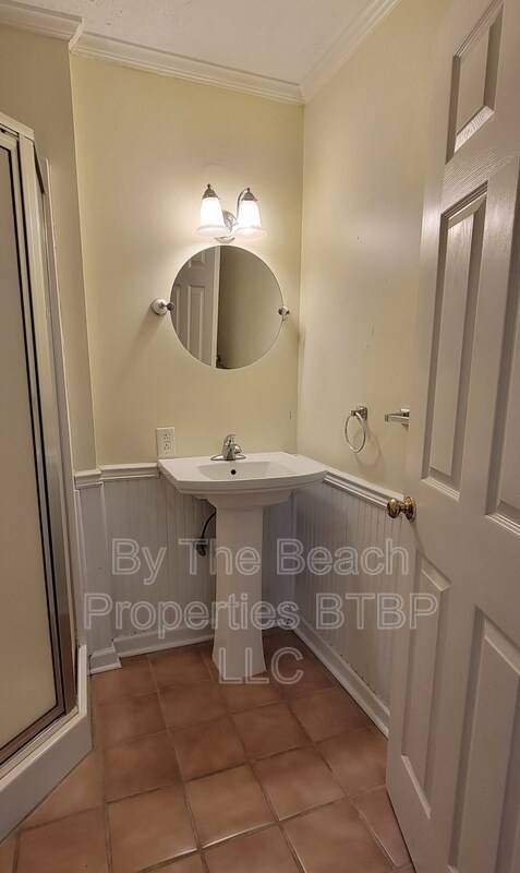 Building Photo - 1702 Wandering Way