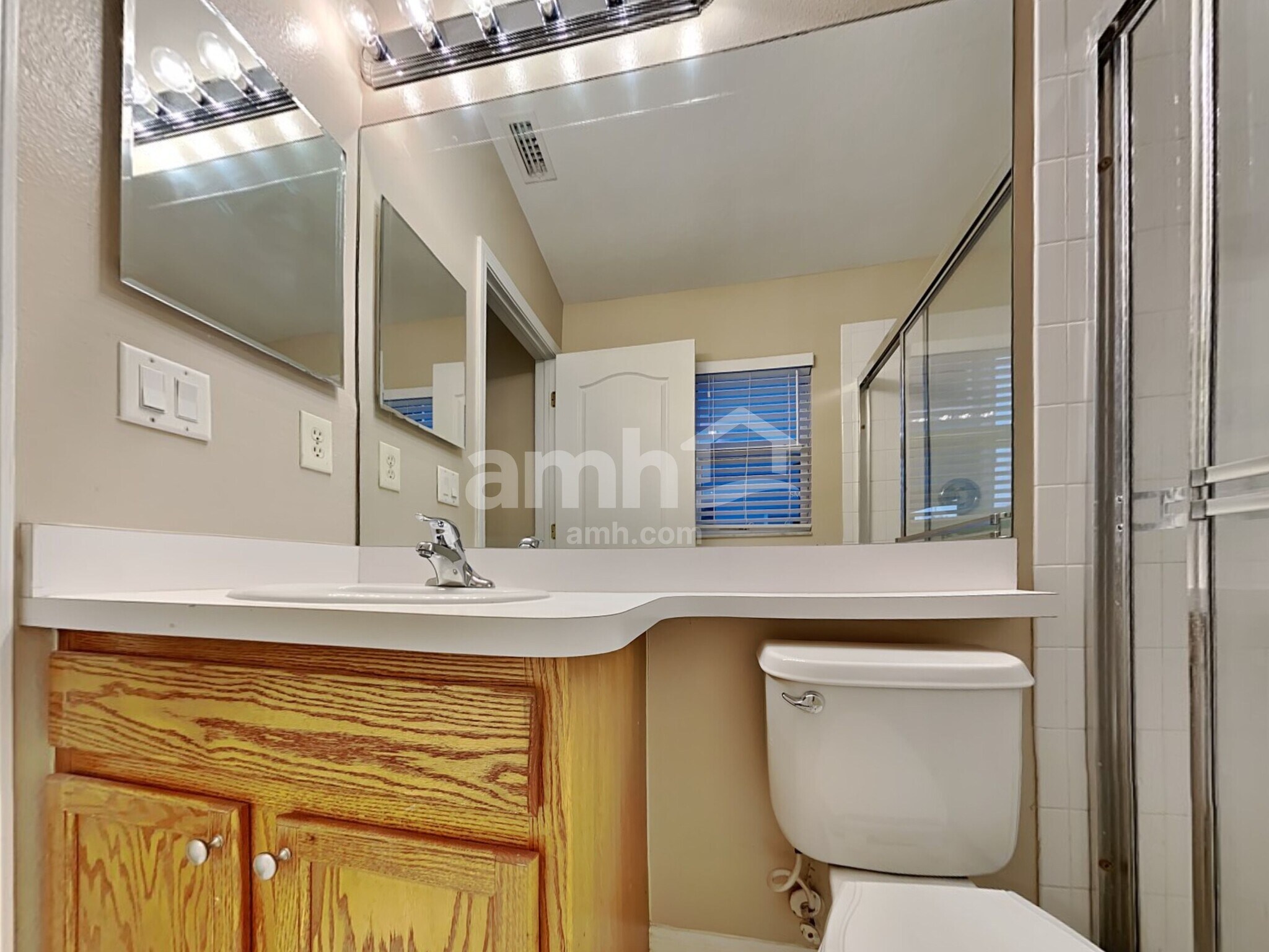 Building Photo - 12718 White Bluff Rd