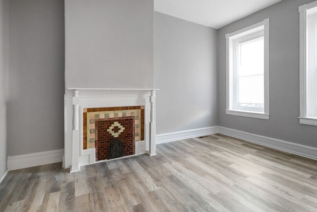 Building Photo - Renovated 4-Bedroom Home with Modern Finishes