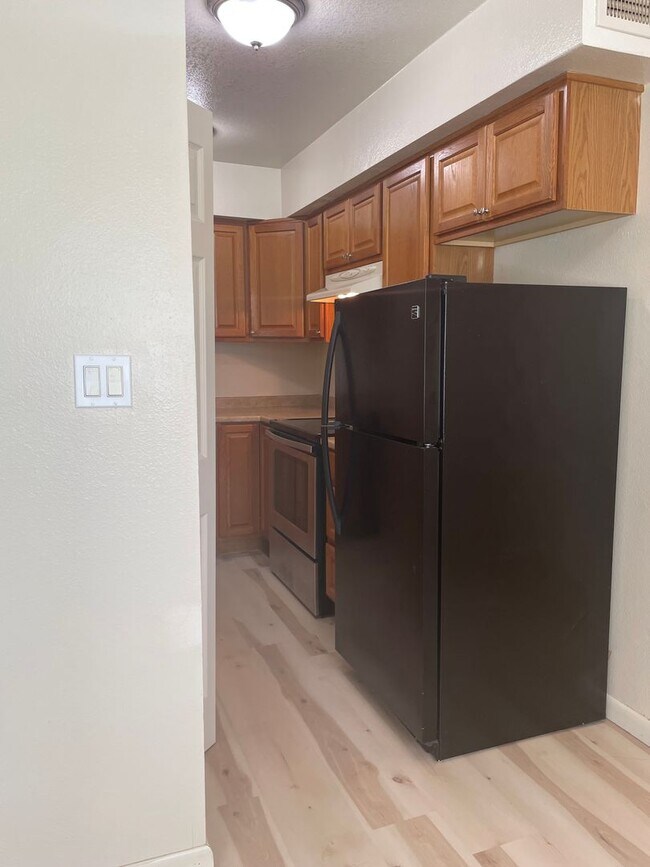 Building Photo - 1705 Heatheridge Rd