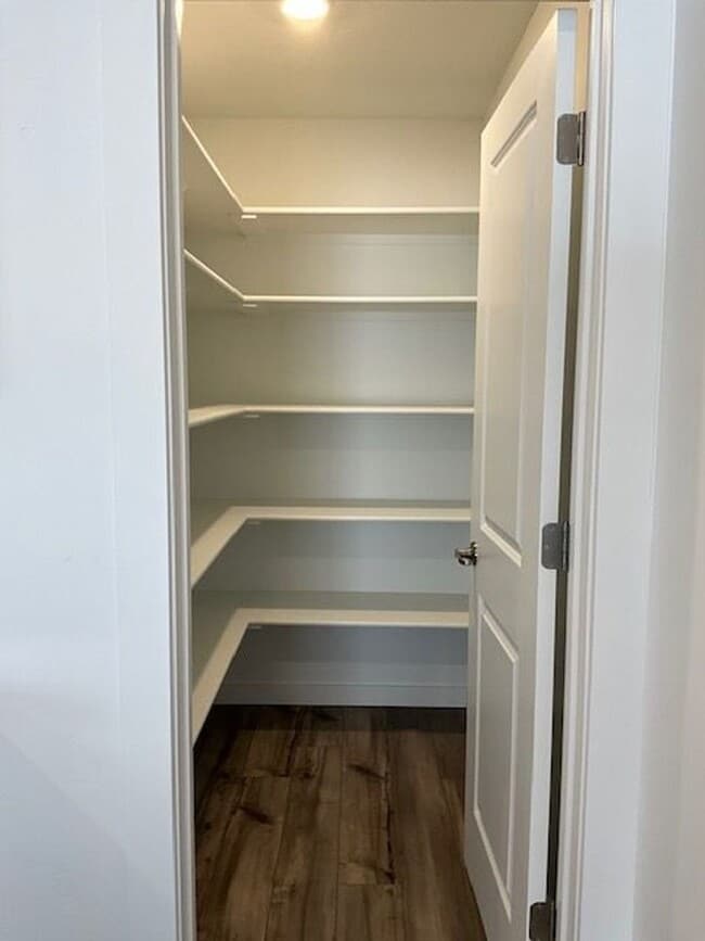 Building Photo - Next to Owhyee Highschool - Newer 3 Bedroom Home