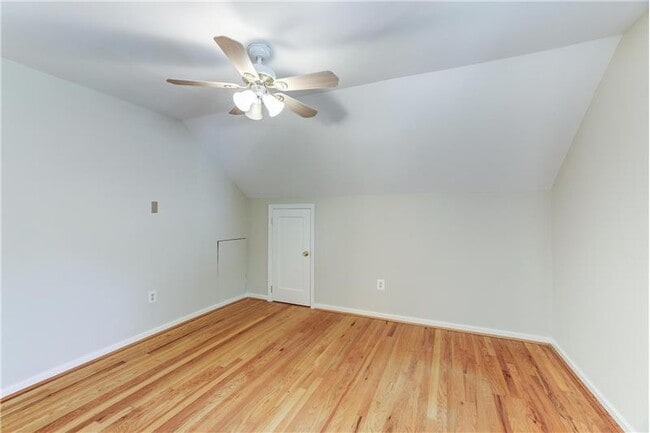 Building Photo - 2308 Mary Baldwin Dr