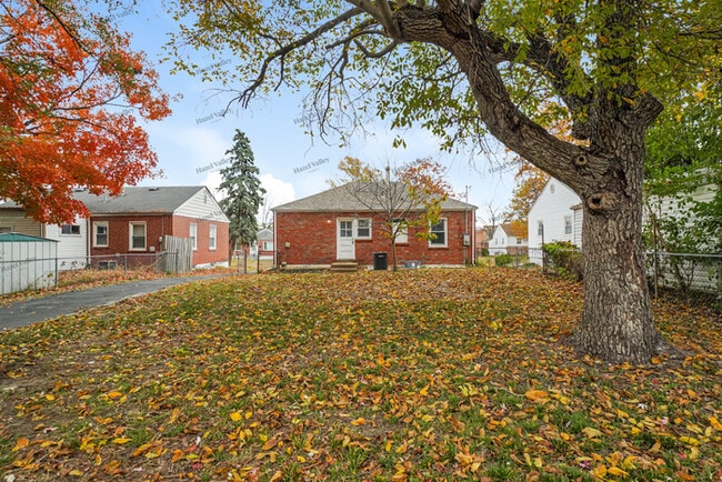 Building Photo - 3965 Ashby Rd