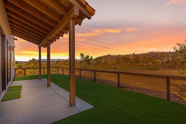 Building Photo - Luxurious Living in Rancho San Diego: Custom Built Home for Rent $5,095