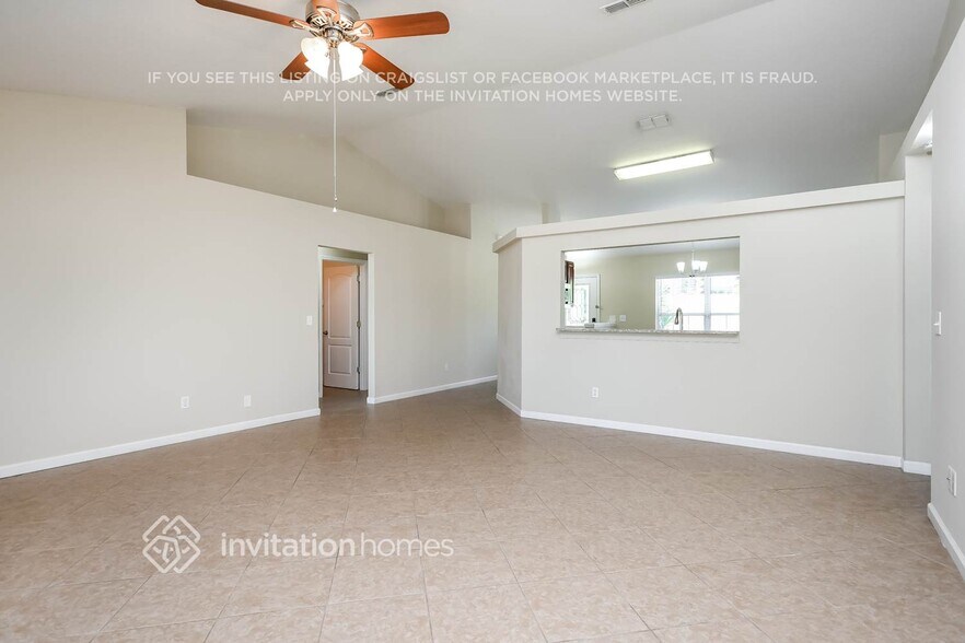 Building Photo - 9600 Saragossa St