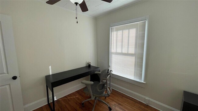 Building Photo - 3503 7th Ave W