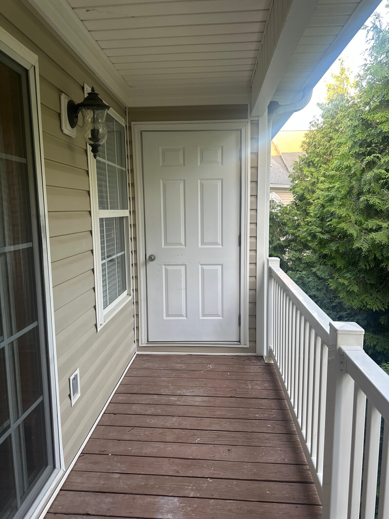 Deck w/ Storage Closet - 623 Wyndhurst Dr