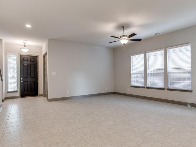 Building Photo - 7685 Regal Ln