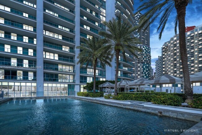 Building Photo - 1331 Brickell Bay Dr