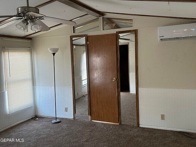 Building Photo - 755 Blake Pl