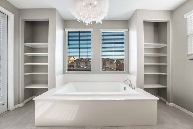 Building Photo - A stunning 4 Bedroom home nestled in the prestigious community in Henderson!