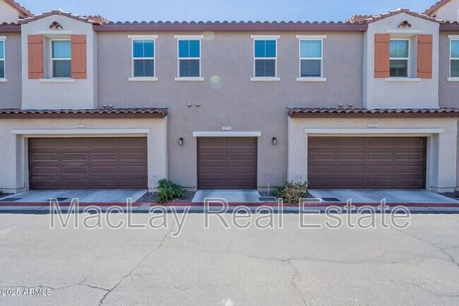 Building Photo - 2271 E Hidalgo Ave