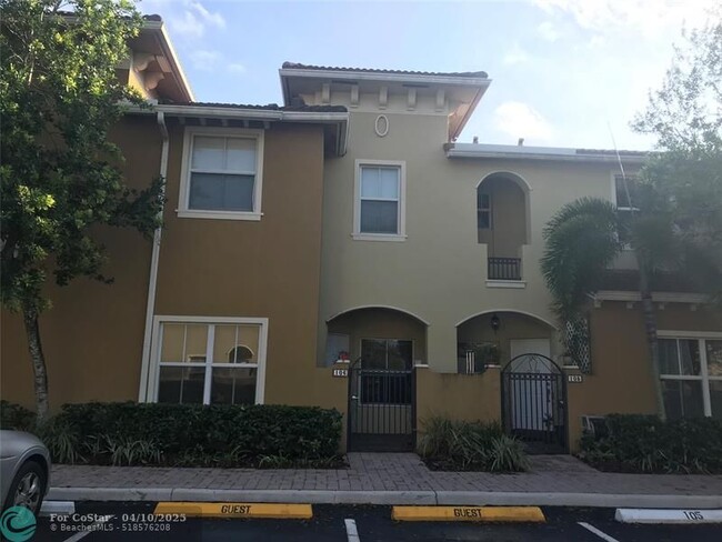 Building Photo - 2851 Prospect Rd