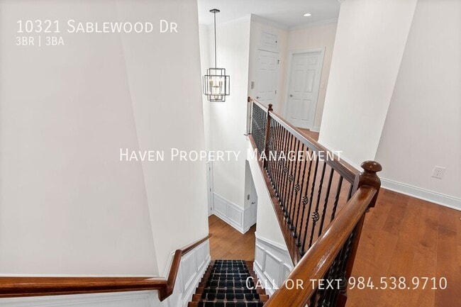 Building Photo - 10321 Sablewood Dr