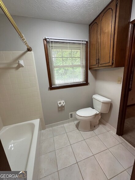 Building Photo - 145 Redwood Cir