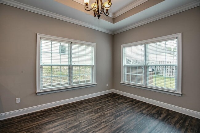 Building Photo - 2475 Tippecanoe Ridge