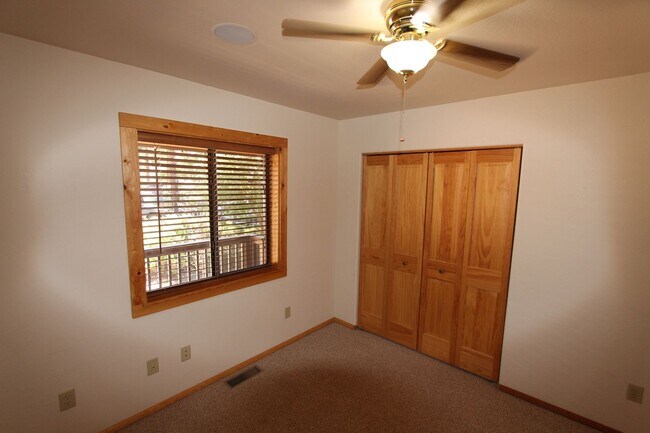 Building Photo - Peaceful Kachina Village Home | Backs National Forest + A/C