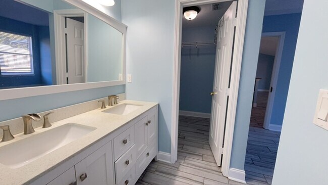 Building Photo - 3/2, 1 AC, Bring Your Boat & RV, Storage Shed + Shop