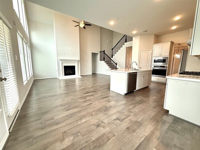 Building Photo - 3630 Windward Canyon Dr