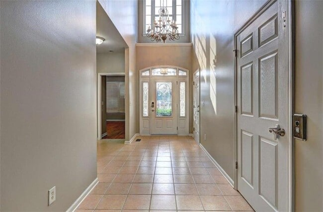 Building Photo - 490 Grand Teton Cir