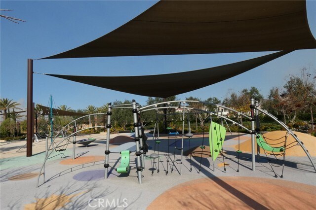 Building Photo - 119 Messenger