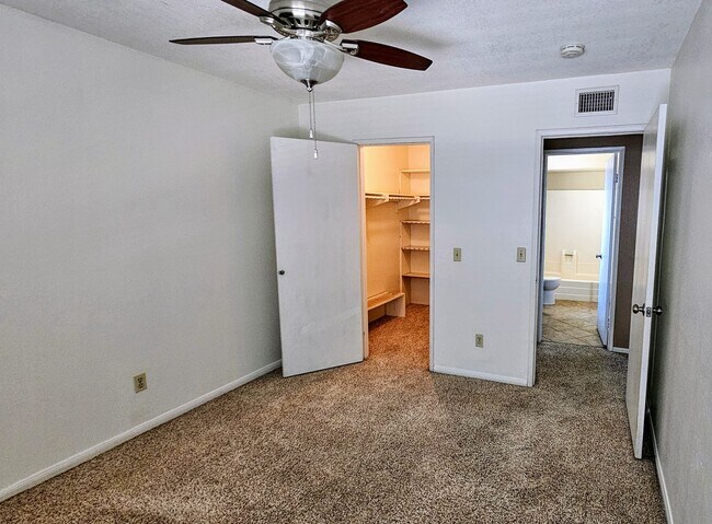 Building Photo - 2632 S Marigold Ave