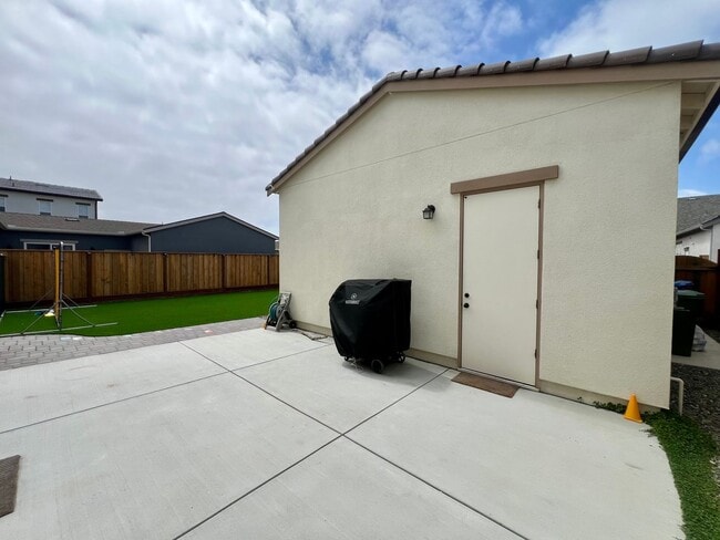 Building Photo - Lovely Single Family Home in Sea Haven -  Coming Soon!