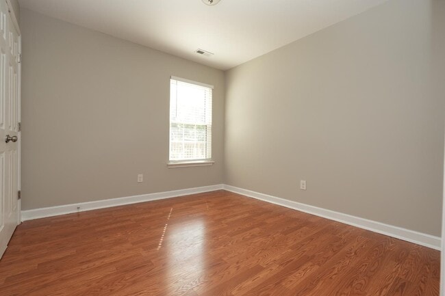 Building Photo - 11539 Stewarts Crossing Dr