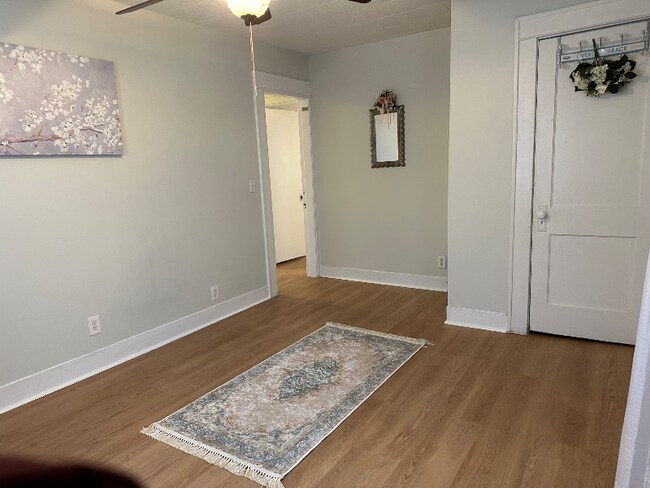 Building Photo - 269 N 1st Ave