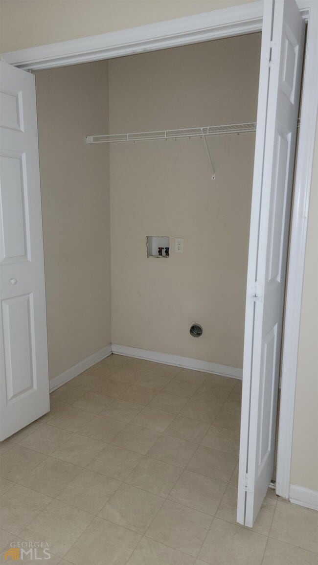 Building Photo - 135 Harvest Ct