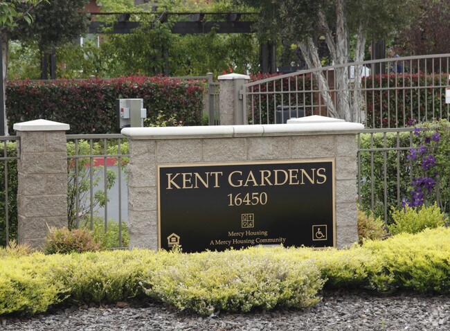Building Photo - Kent Gardens
