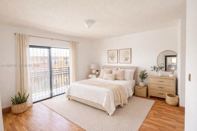 Building Photo - 1283 W 51st Pl