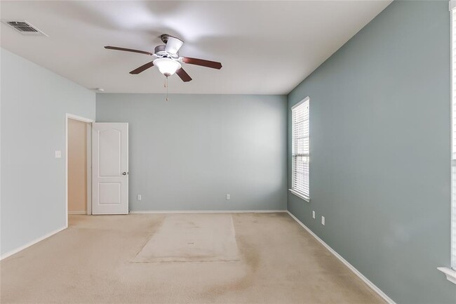 Building Photo - 868 Water Hyacinth Loop