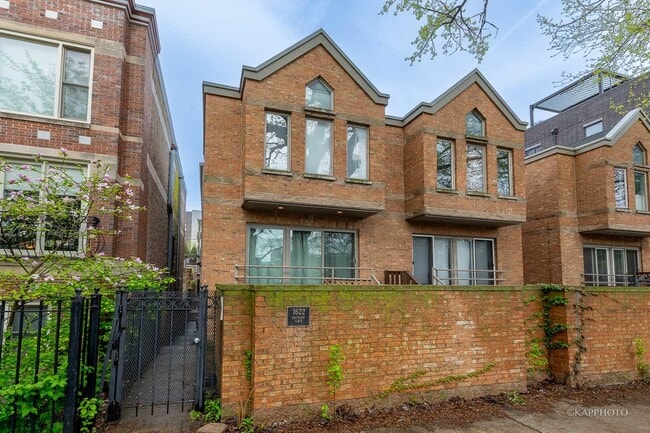 Building Photo - 1622 N Orchard St