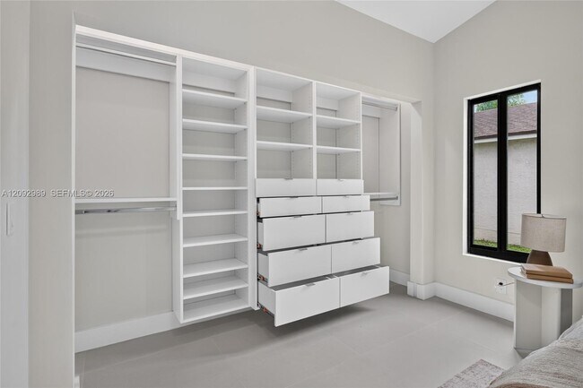 Building Photo - 8668 SW 50th St