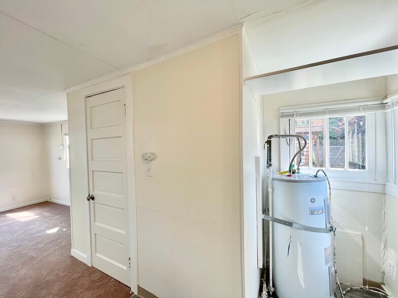 Building Photo - 2357 N 62nd St