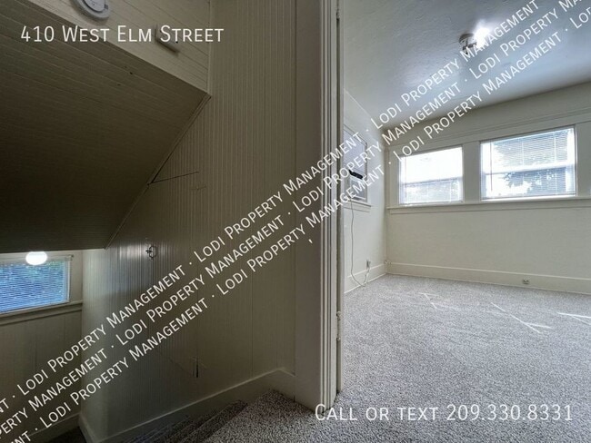 Building Photo - 410 W Elm St