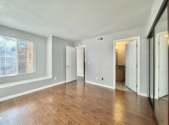 Building Photo - 9325 W Desert Inn Rd