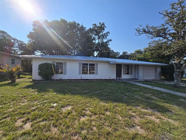 Building Photo - 6442 Treehaven Dr