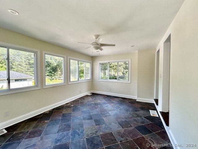 Building Photo - 328 Post Rd W