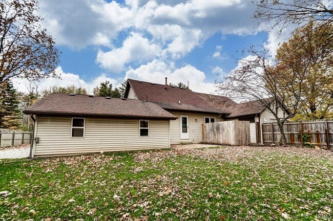 Building Photo - 11712 Tonkel Rd