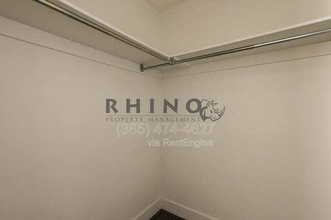 Building Photo - 1767 Willowbrook Dr