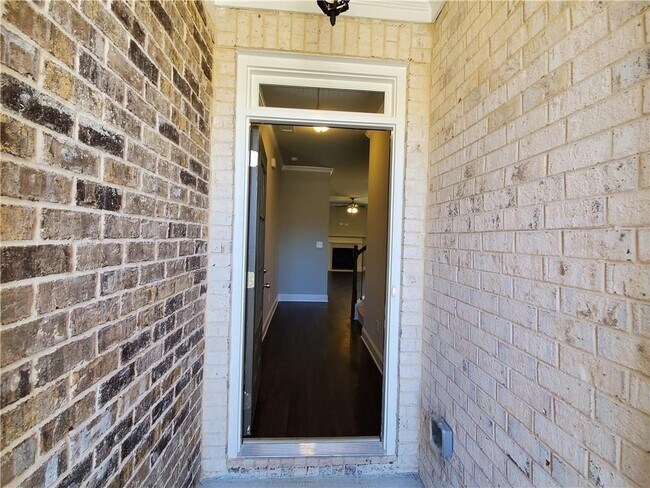 Building Photo - 2708 Morgan Creek Dr