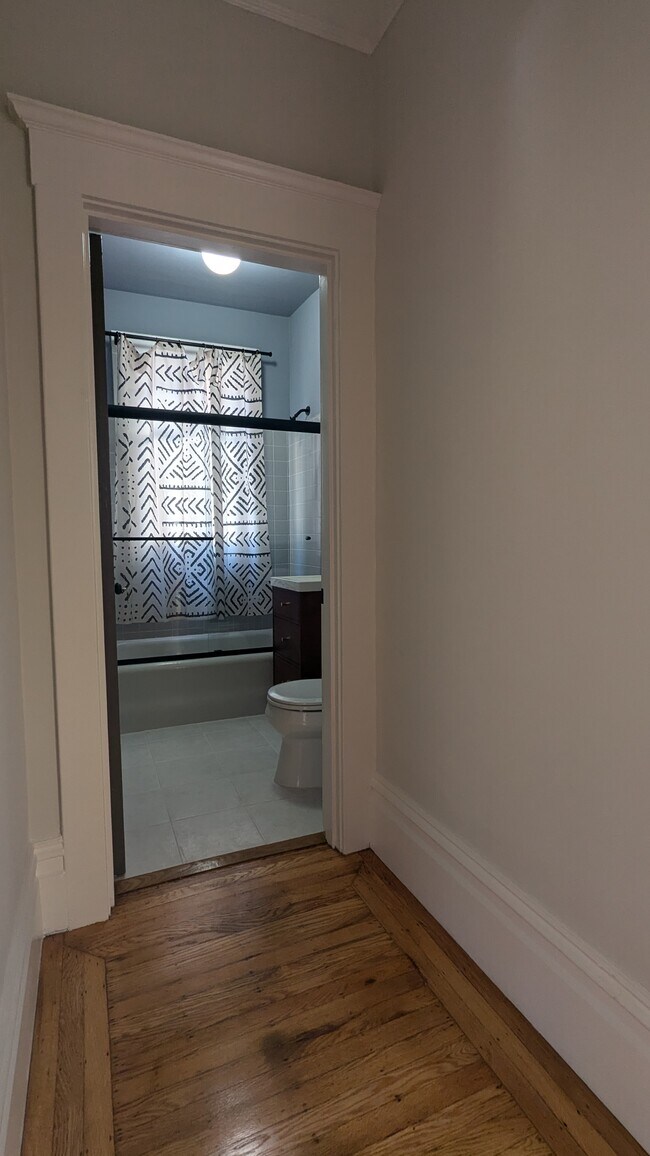 Bathroom - 1201 Willard St