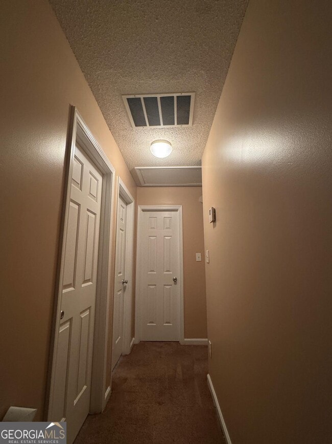 Building Photo - 4861 W Park Cir