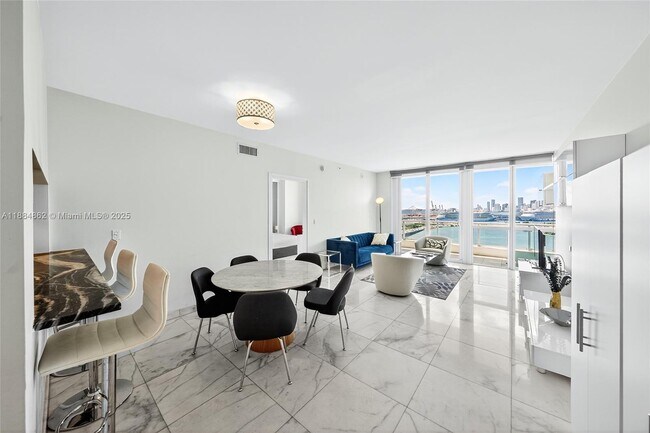 Building Photo - 540 West Ave