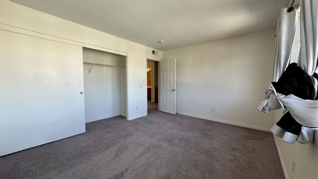 Building Photo - 2191 S Wild Canyon Dr
