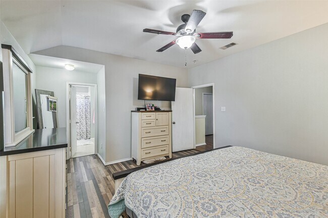 Building Photo - 11735 Pebble Sands Dr